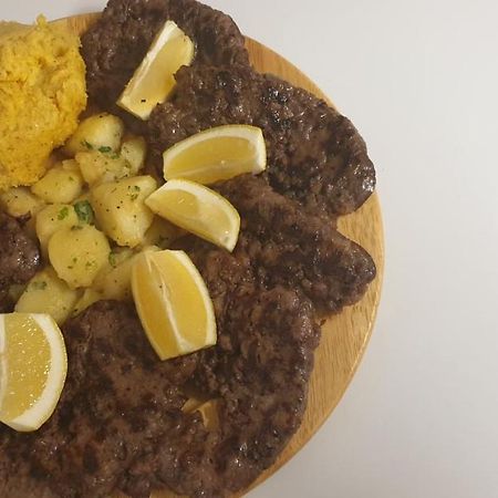 El Rocol Aparthotel Vezza d'Oglio Bagian luar foto