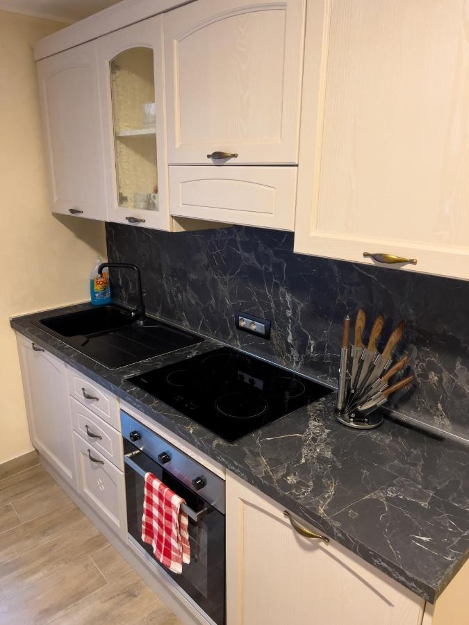El Rocol Aparthotel Vezza d'Oglio Bagian luar foto