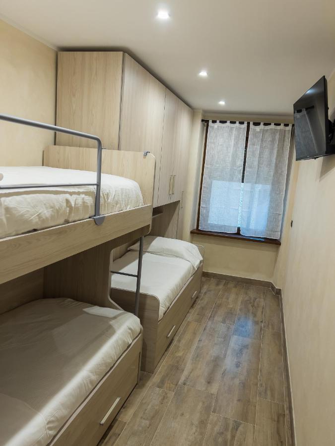El Rocol Aparthotel Vezza d'Oglio Bagian luar foto